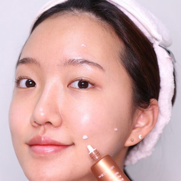 Tinh Chất Đặc Trị Dưỡng Trắng, Mờ Thâm, Nám, Chăm Sóc Lỗ Chân Lông Innisfree Brightening Pore Spot Treatment 30ml (HALLABONG)