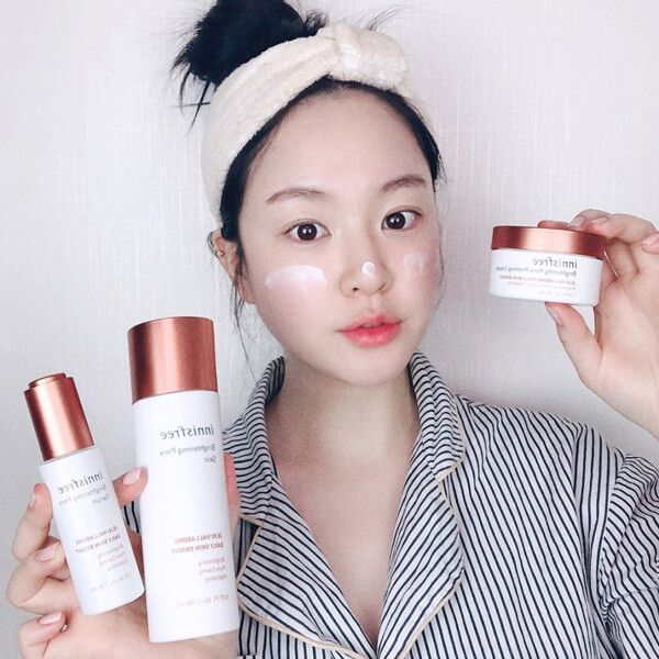 Kem Dưỡng Trắng Da, Chăm Sóc Lỗ Chân Lông Innisfree Brightening Pore Priming Cream 50ml (HALLABONG)