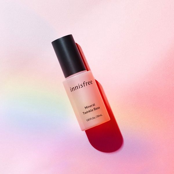 Kem Lót Dưỡng Ẩm, Tạo Hiệu Ứng Cho Da Căng Bóng, Mịn Mượt Innisfree Mineral Twinkle Base 30ml
