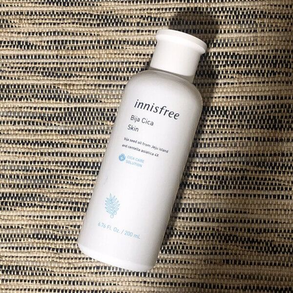 Nước Hoa Hồng Không Cồn Giúp Làm Dịu Và Dưỡng Ẩm Cho Làn Da Mụn Innisfree Bija Cica Skin 200ml