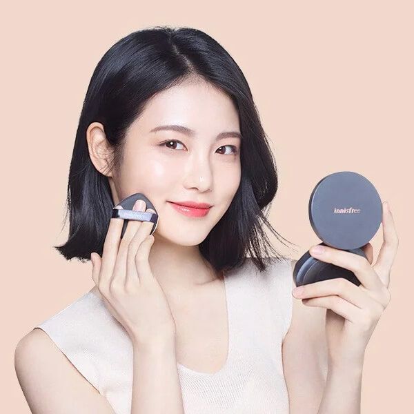 Phấn Nước Kiềm Dầu, Che Phủ Cao, Cho Lớp Nền Hoàn Hảo Innisfree Light Fit Cushion SPF33 PA++ 14g