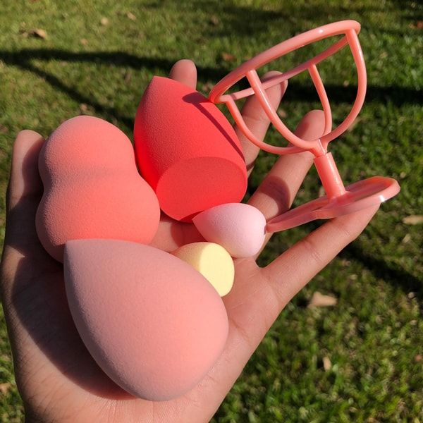 Set Bông Mút Nee Cara Be Colorful Peachs Set Of 5 Puff Applicators N220