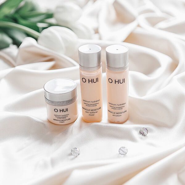Bộ Dưỡng Ẩm Da Cao Cấp Ohui Hồng Miracle Moisture Special Set