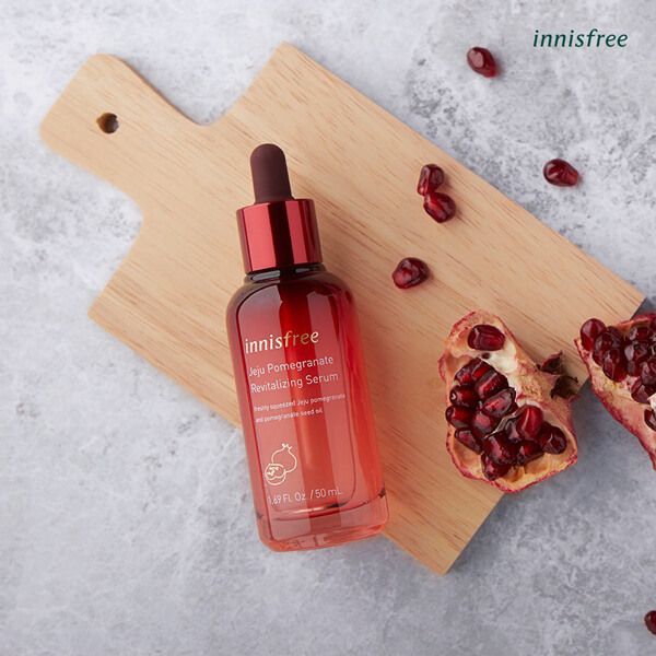 Tinh Chất Ngăn Ngừa Lão Hóa Từ Lựu Đỏ Innisfree Jeju Pomegranate Revitalizing Serum 50ml