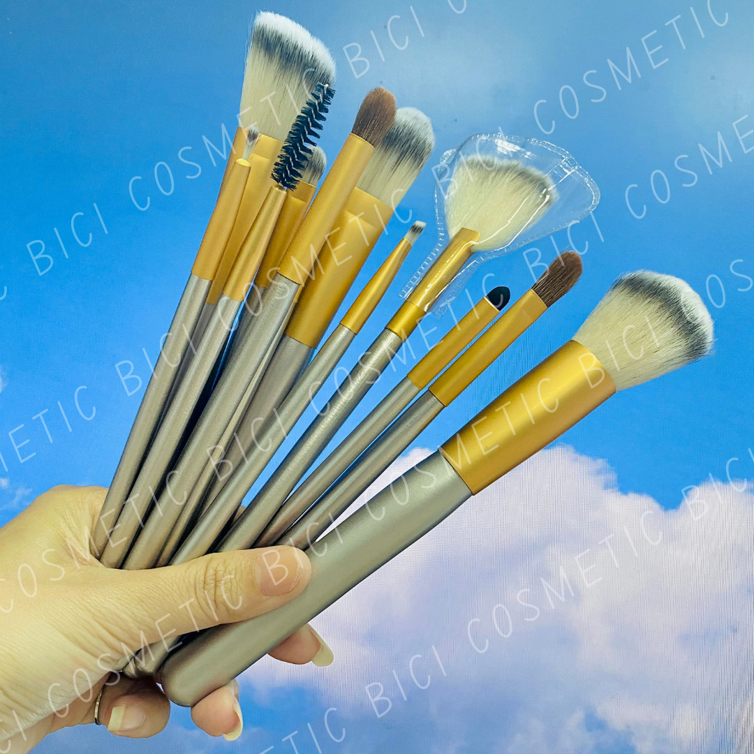 BỘ CỌ TRANG ĐIỂM 12 CÂY TIỆN LỢI NỘI ĐỊA TRUNG CHÍNH HÃNG