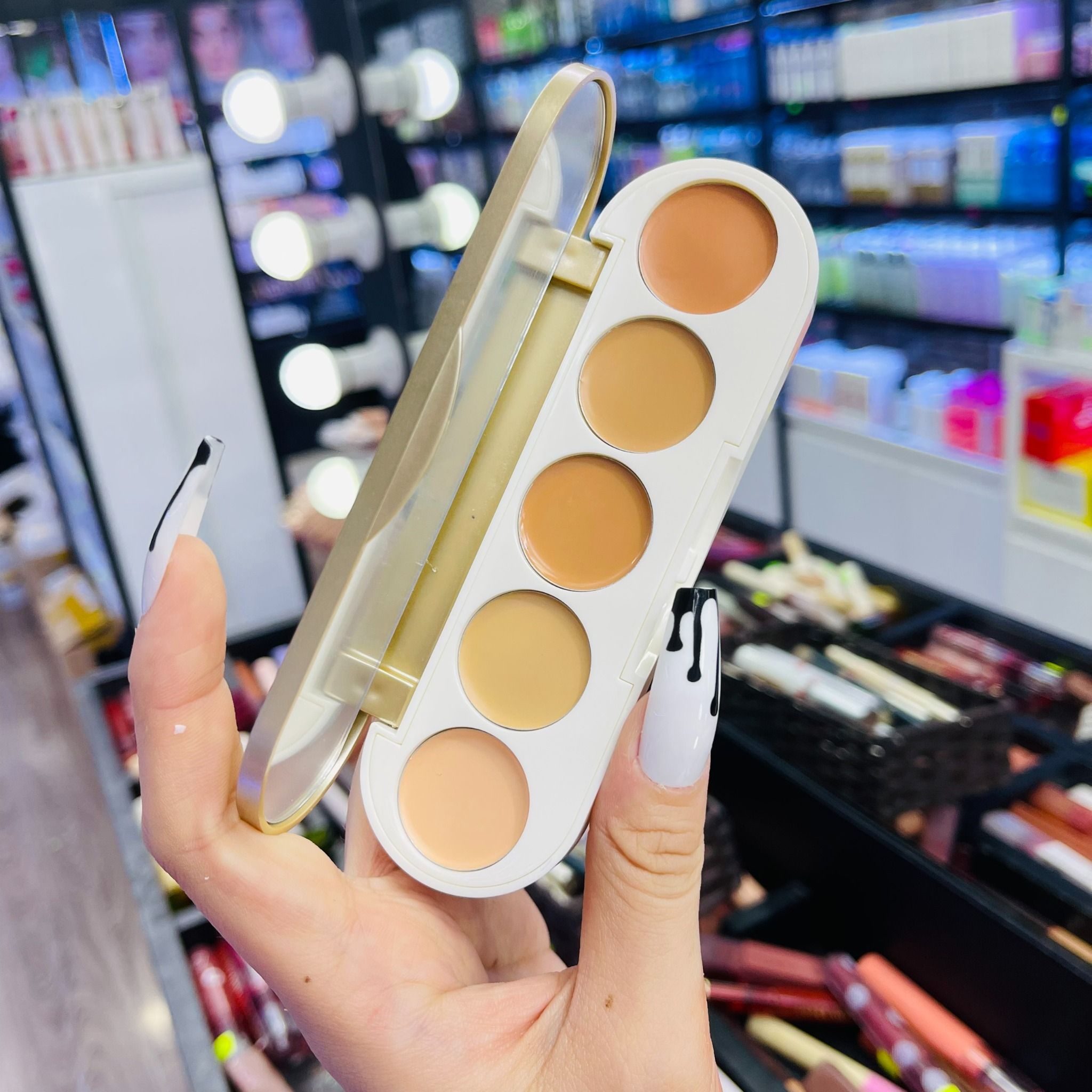 Bảng Che Khuyết Điểm 5 trong 1 FOCALLURE All In One Concealer Palette 01 | FA299