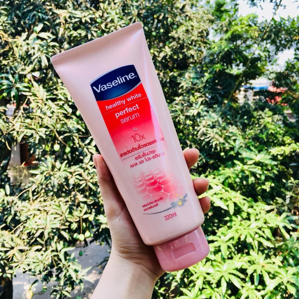 Sữa dưỡng thể trắng da Vaseline Healthy White Perfect Serum 10X - 320ml