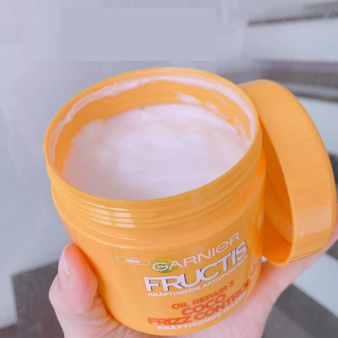 Ủ Tóc Garnier Fructis Oil Repair 3 Coco Frizz Control Hair Mask 300 ml