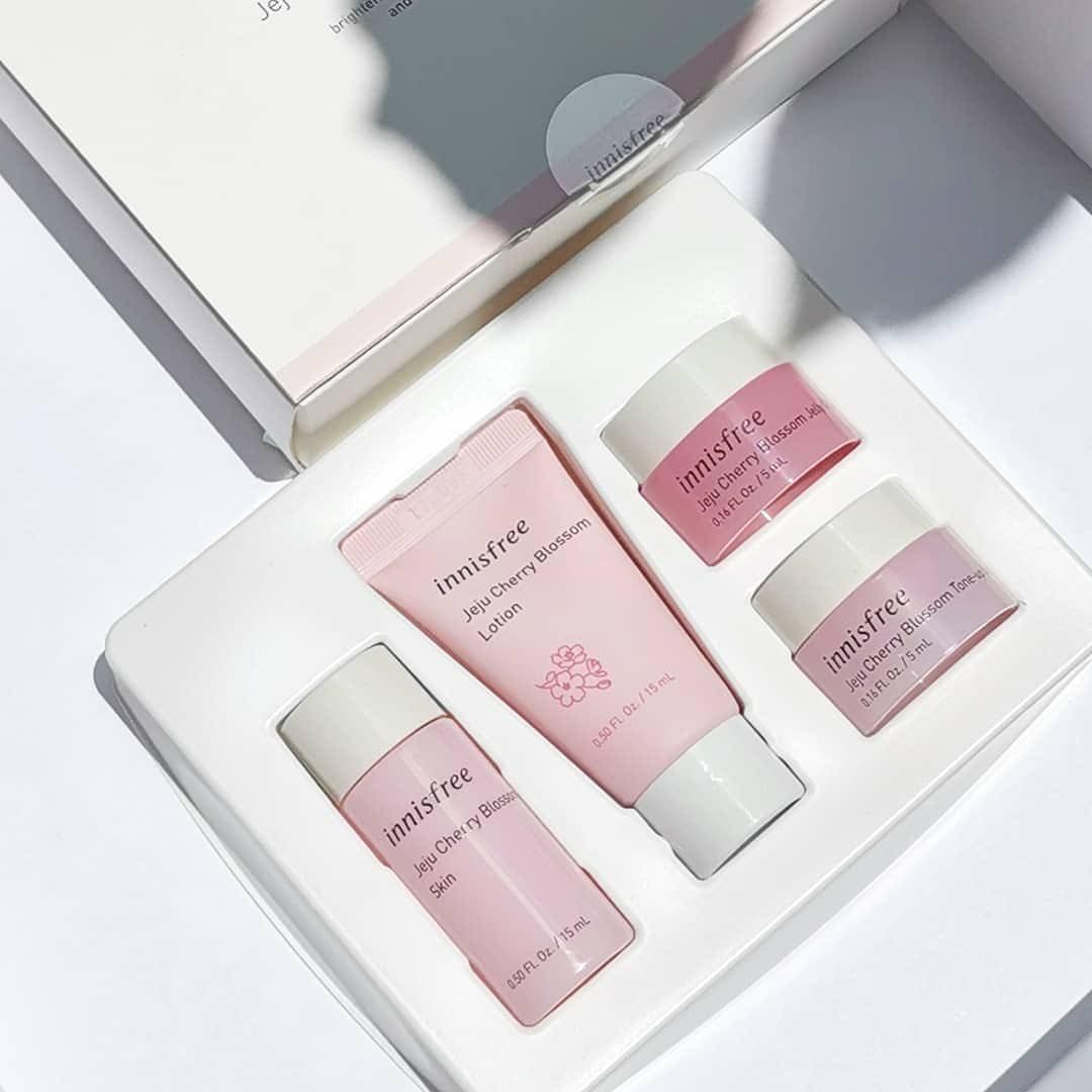 Bộ Sản Phẩm Innisfree Jeju Cherry Blossom Special Kit