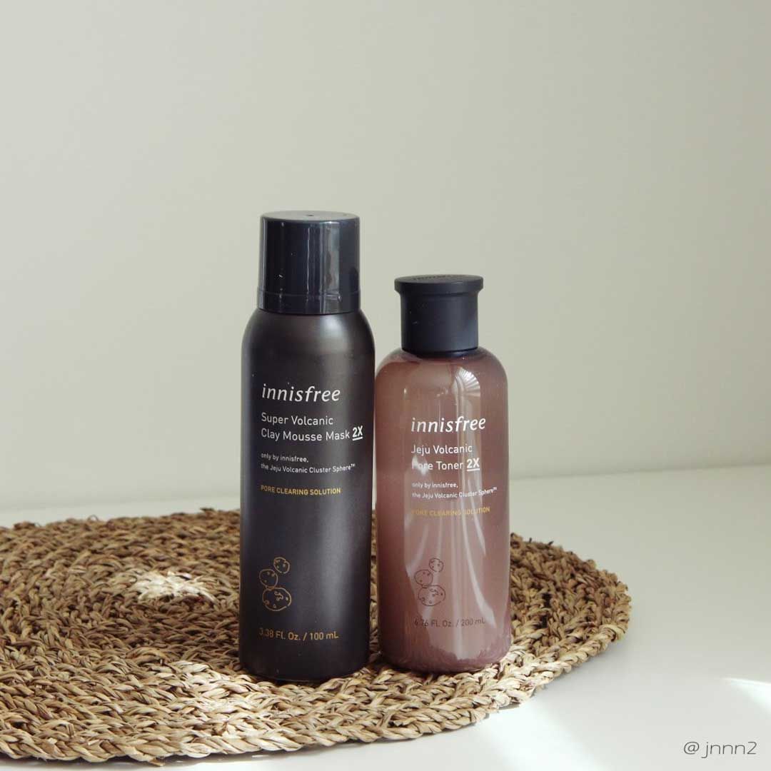 Nước Hoa Hồng Innisfree Jeju Volcanic Pore Toner 2X 200ml