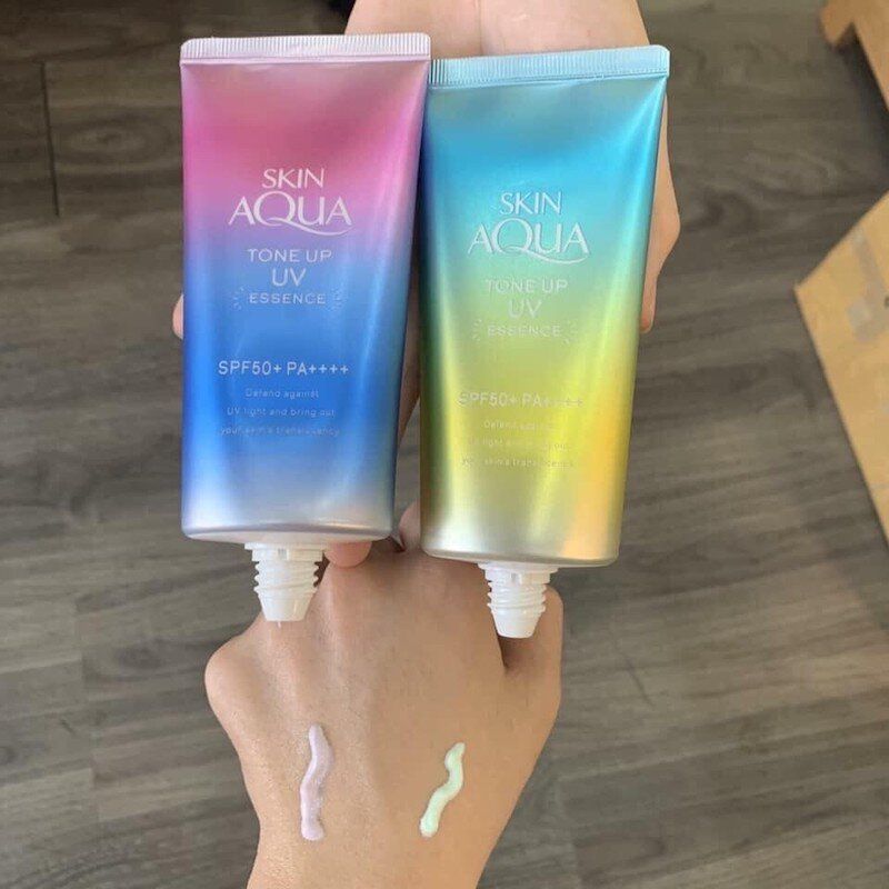  Kem Chống Nắng Hiệu Chỉnh Màu Da SKIN AQUA Tone Up UV Essence SPF50+ PA+++ 