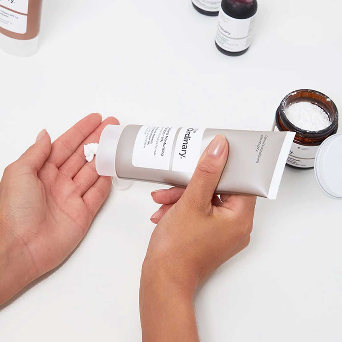 Kem Dưỡng Ẩm The Ordinary Natural Moisturising Factors + HA 100ml
