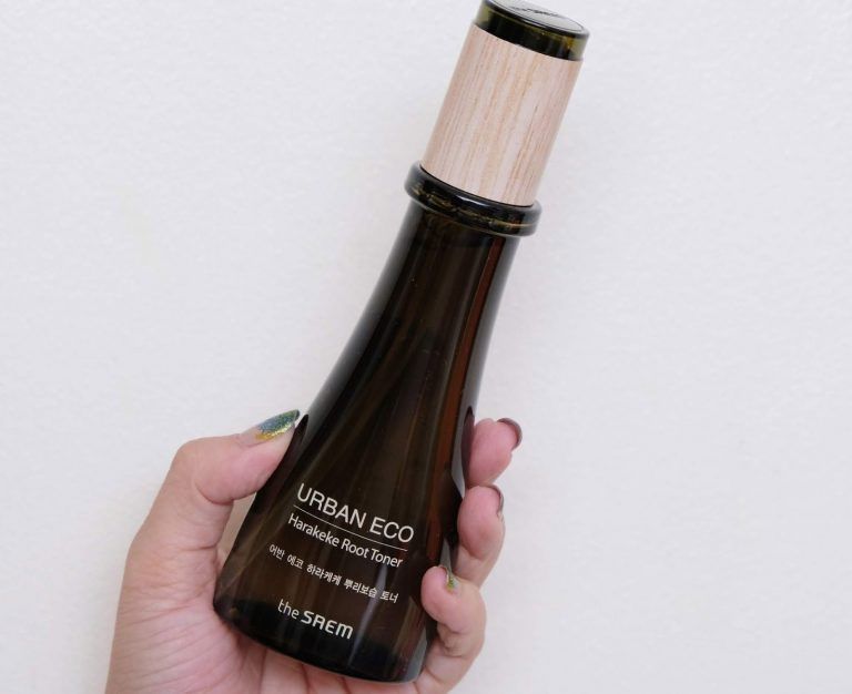 Nước hoa hồng The Saem Urban Eco Harakeke Root Toner 180ml