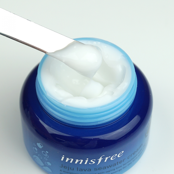  Kem Dưỡng Ẩm Innisfree Jeju Lava Seawater Cream 