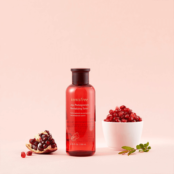 Nước Hoa Hồng Làm Sáng Da, Ngăn Ngừa Lão Hóa Chiết Xuất Từ Lựu Innisfree Jeju Pomegranate Revitalizing Toner 200ml