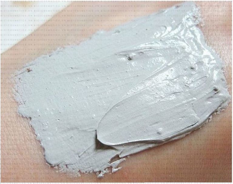 Mặt nạ núi lửa Innisfree Jeju Volcanic Pore Clay Mask
