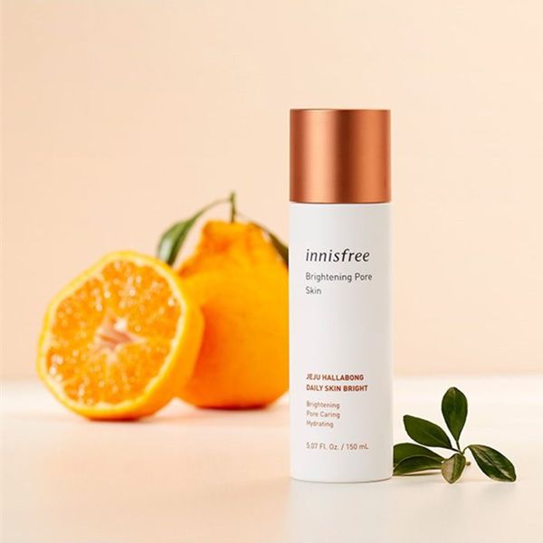 Nước Hoa Hồng Dưỡng Trắng Da, Chăm Sóc Lỗ Chân Lông Innisfree Brightening Pore Skin (150ml)