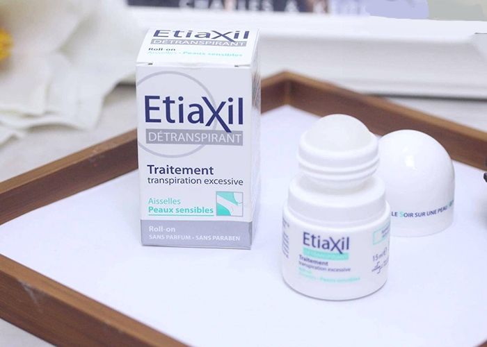  Lăn Khử Mùi Ngăn Tiết Mồ Hôi ETIAXIL Detranspirant Cho Da Thường/Nhạy Cảm 