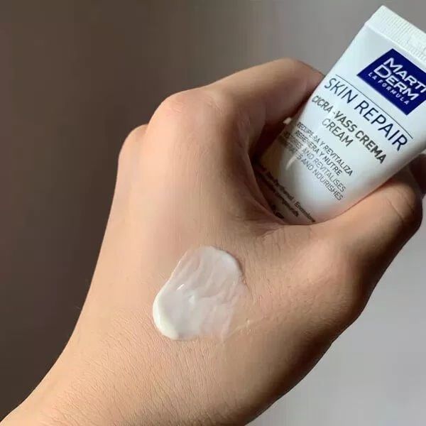  Kem Dưỡng Tái Tạo & Phục Hồi Da Nhạy Cảm MartiDerm Skin Repair Cicra Vass Cream - 30ml 