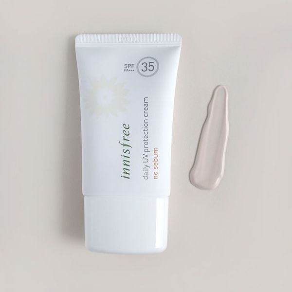 Kem Chống Nắng Innisfree Daily UV Protection Cream No Sebum SPF35 Pa+++