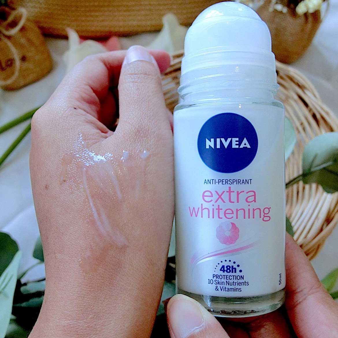 Lăn Ngăn Mùi NIVEA Extra Whitening Roll on Trắng Mịn (50ml)