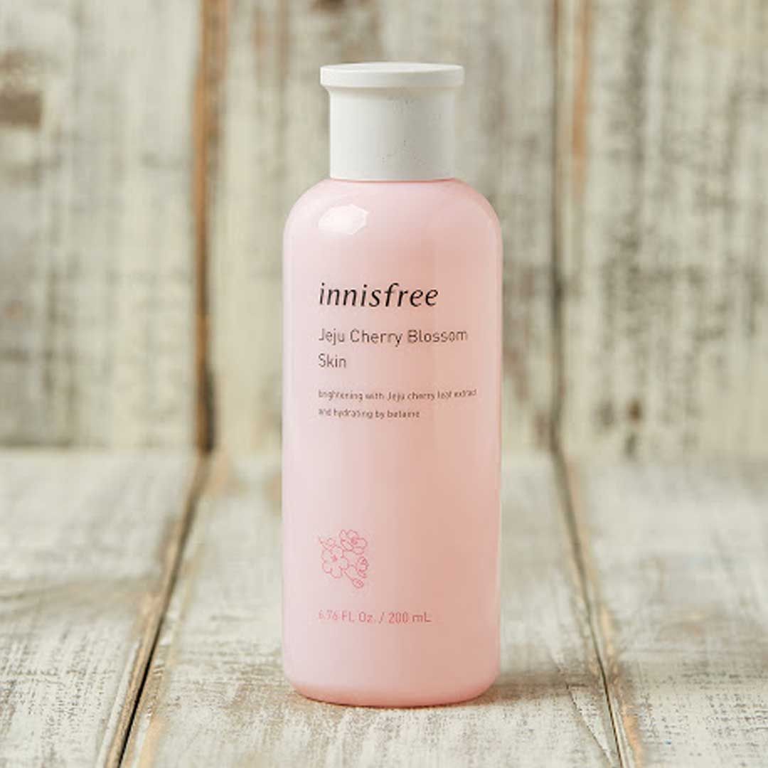 Nước hoa hồng Innisfree Jeju Cherry Blossom Skin (Fullsize + Minisize)