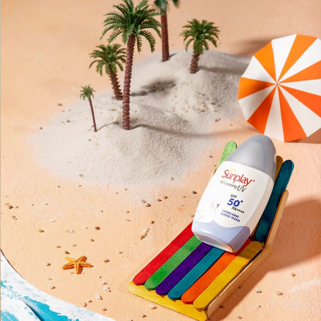 Sữa Chống Nắng Dưỡng Trắng Da Sunplay Whitening UV SPF 50+ PA++++ 30g