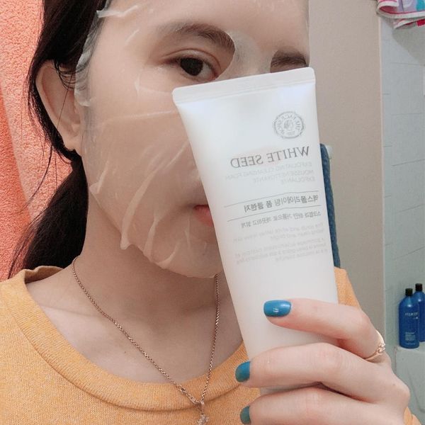 Sữa rửa mặt The Face Shop White Seed Exfoliating Cleansing Foam