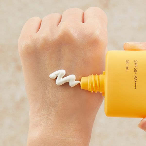 Kem Chống Nắng Lâu Trôi Innisfree Intensive Long Lasting Sunscreen EX SPF 50+ PA++++ (50 ml)