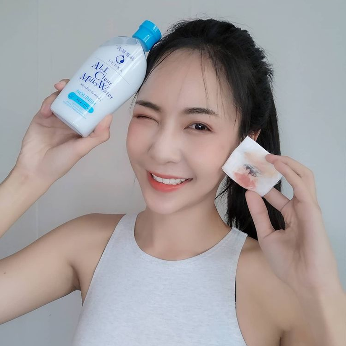 Nước Sữa Tẩy Trang Senka 2 Lớp All Clear Milky Water