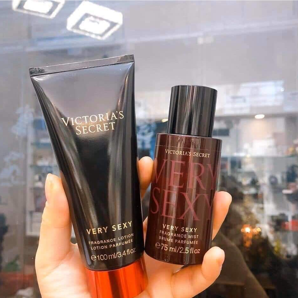 Bộ sản phẩm Victoria's Secret Very Sexy Gift Set Fragrance Mist & Lotion