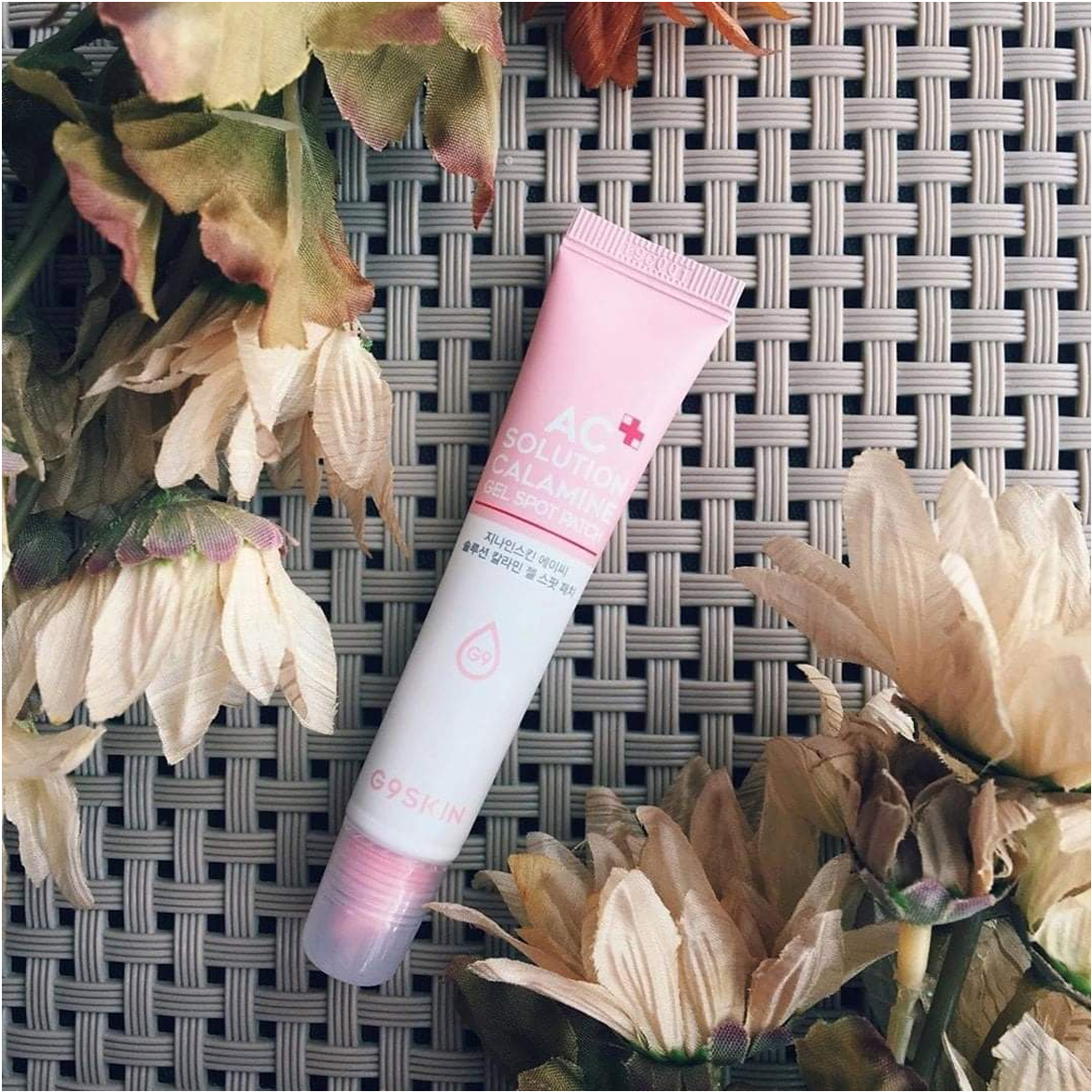 Kem Dưỡng Trị Mụn G9Skin AC Solution Calamine Gel Spot Patch
