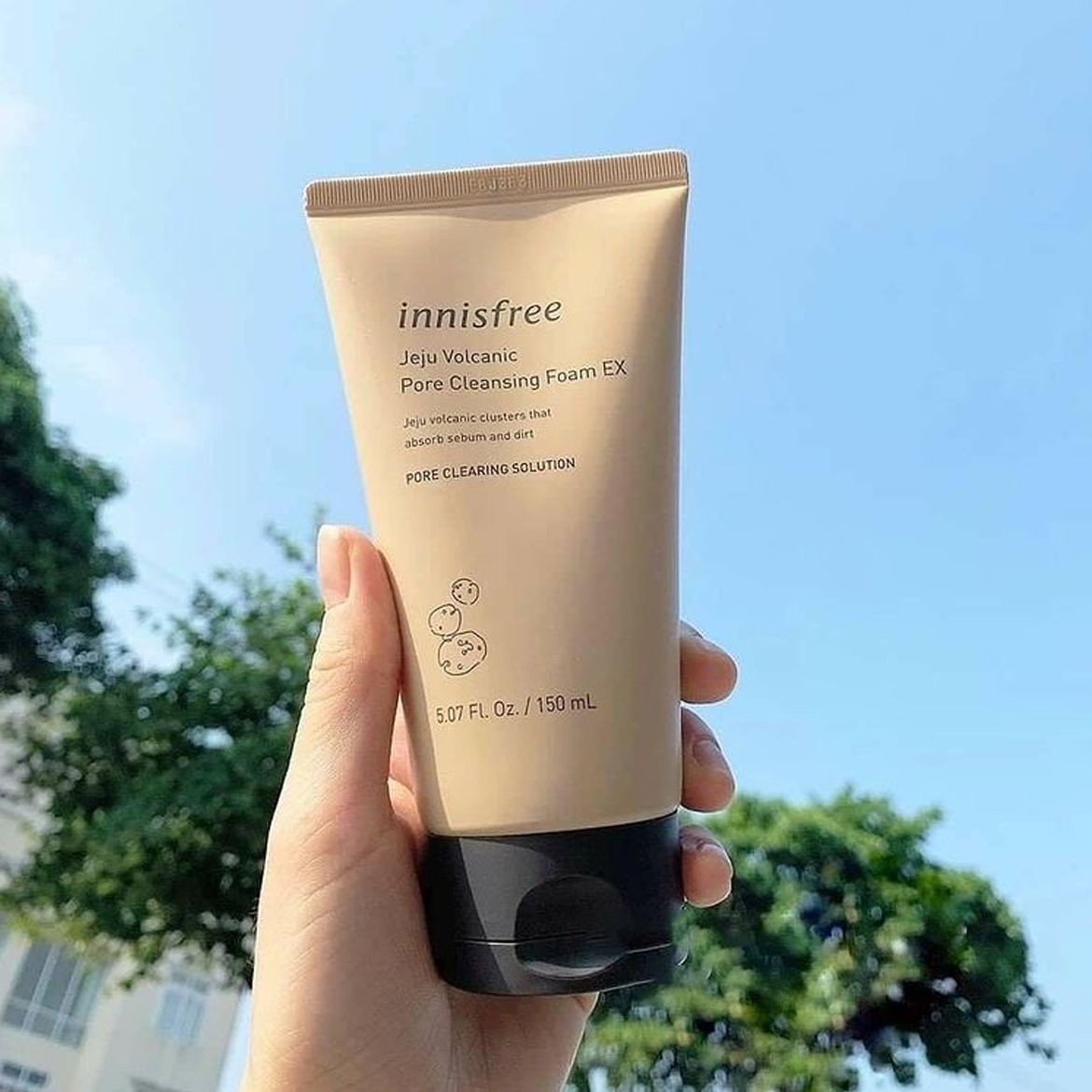 Sữa rửa mặt tro núi lửa Innisfree