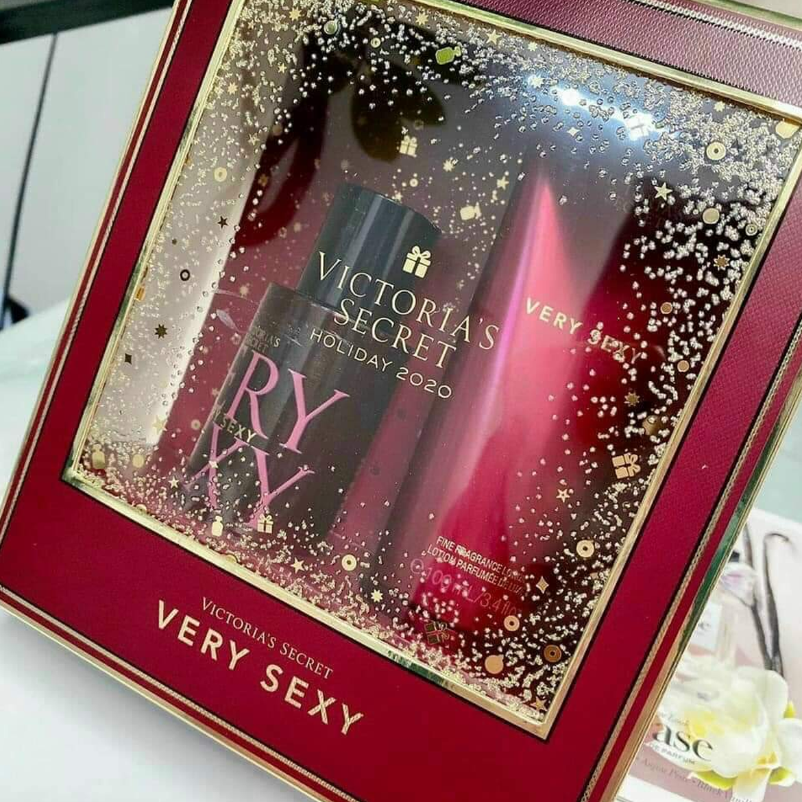 Bộ sản phẩm Victoria's Secret Very Sexy Gift Set Fragrance Mist & Lotion