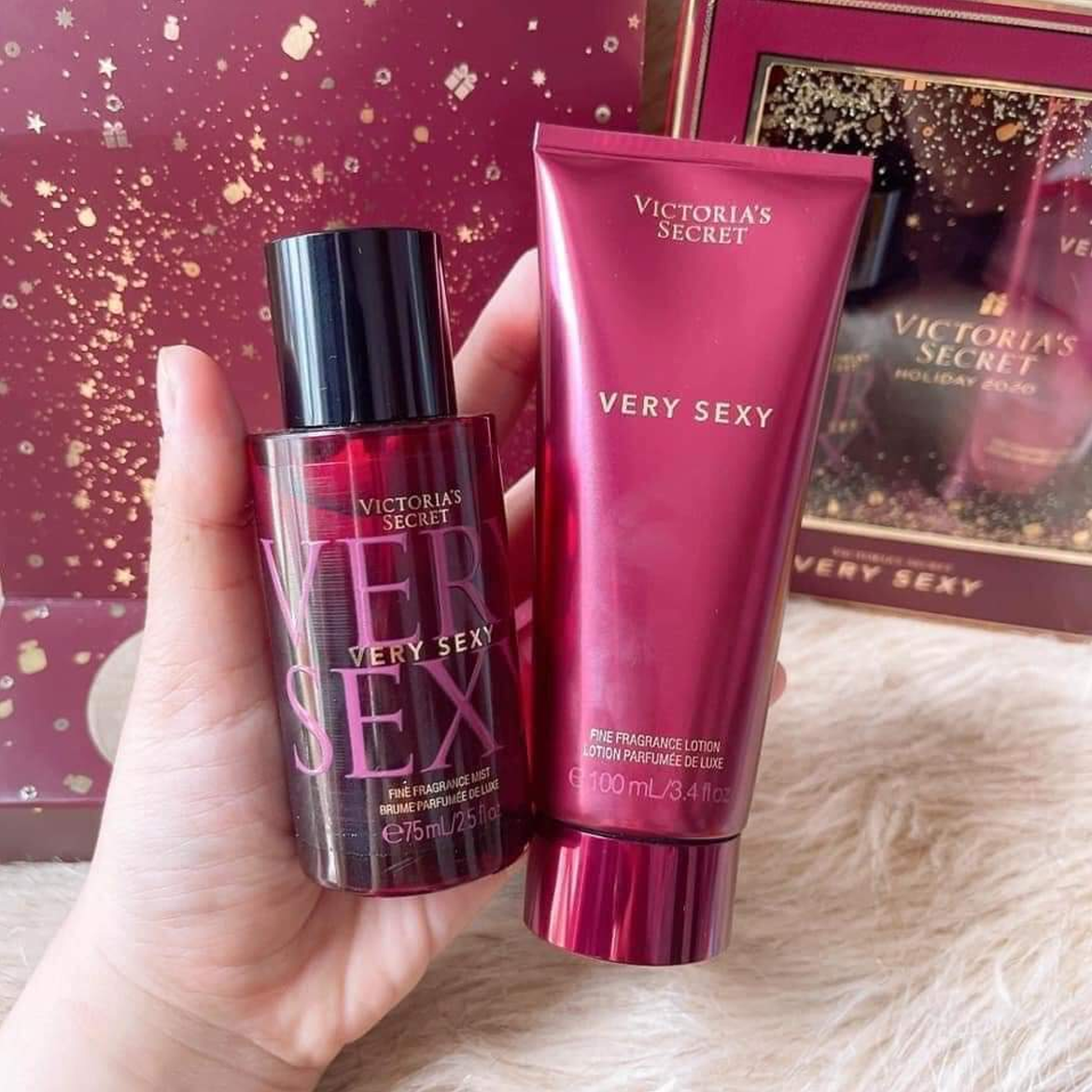 Bộ sản phẩm Victoria's Secret Very Sexy Gift Set Fragrance Mist & Lotion