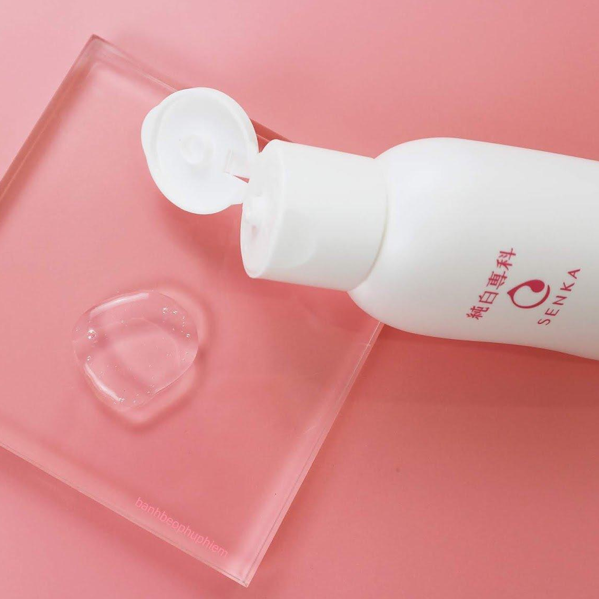 Dưỡng Trắng Làm Mềm Da Senka White Beauty Lotion