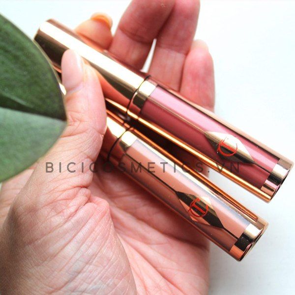 Son Charlotte Tilbury Hollywood Lips Matte Contour Liquid Lipstick