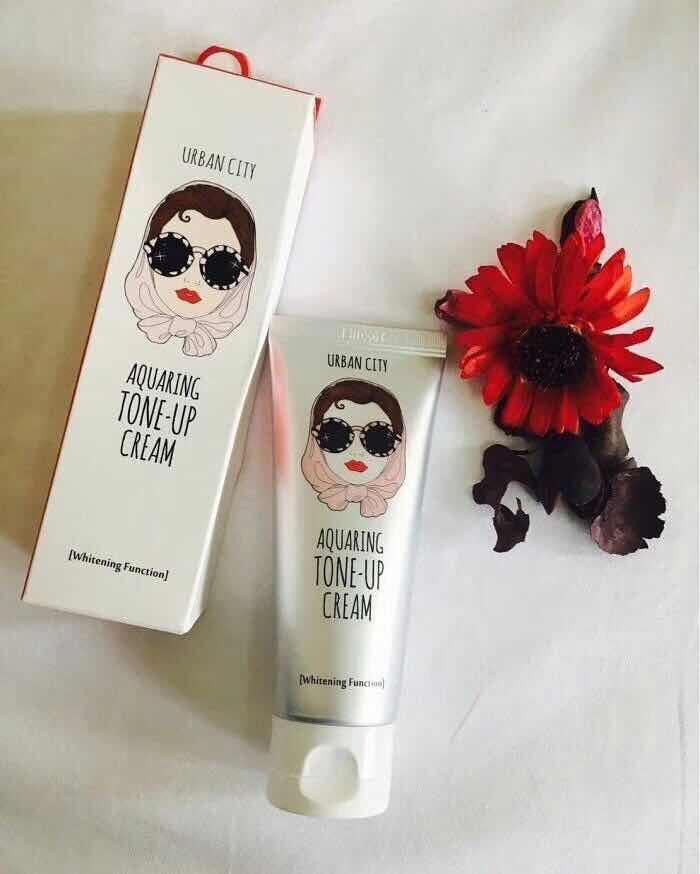 Kem Dưỡng Ban Ngày Urban City Aquaring Tone Up Cream