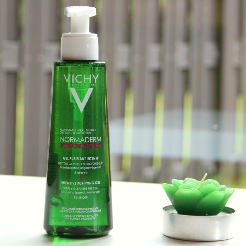 Sửa Rửa Mặt Dạng Gel Vichy Normaderm Phytosolution Intense Purifying Gel