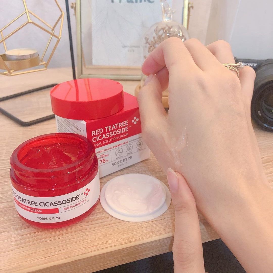 Kem Dưỡng Giảm Mụn Some By Mi Red Teatree Cicassoside Final Solution Cream