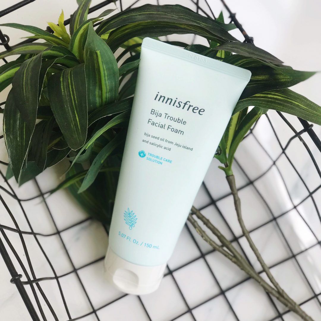 Sữa Rửa Mặt Innisfree Bija Trouble Facial Foam