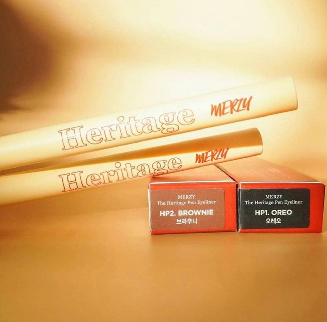  Bút kẻ mắt nước MERZY The Heritage Pen Eyeliner 