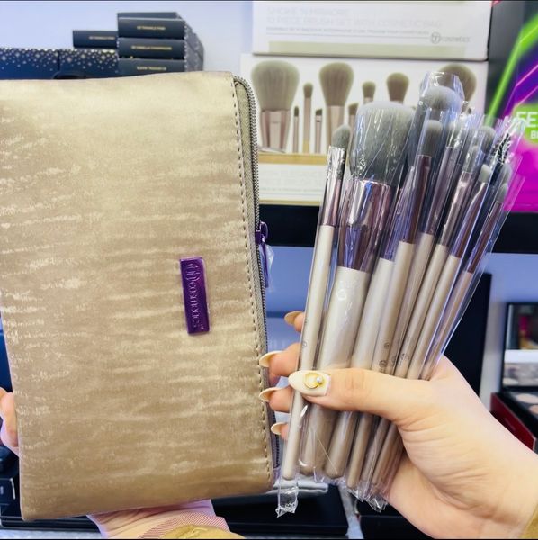  Bộ Cọ 15 Cây Kèm Túi BH COSMETICS Lavish Elelgance 15 Piece Brush Set With Bag 