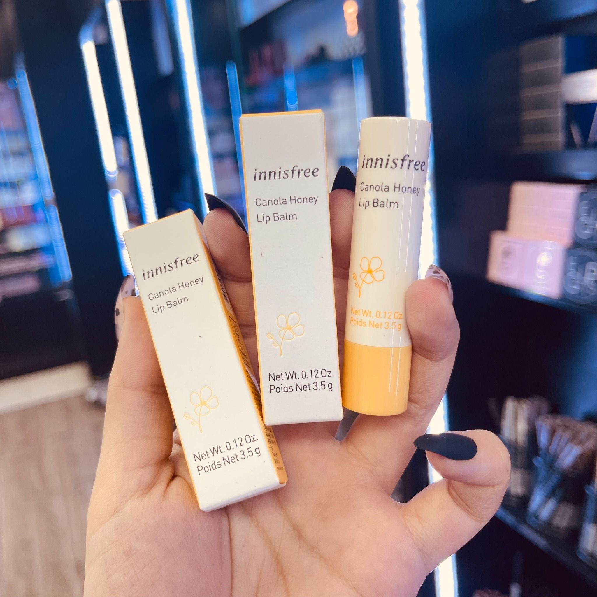  Son Dưỡng Môi Innisfree Canola Honey Lip Balm 