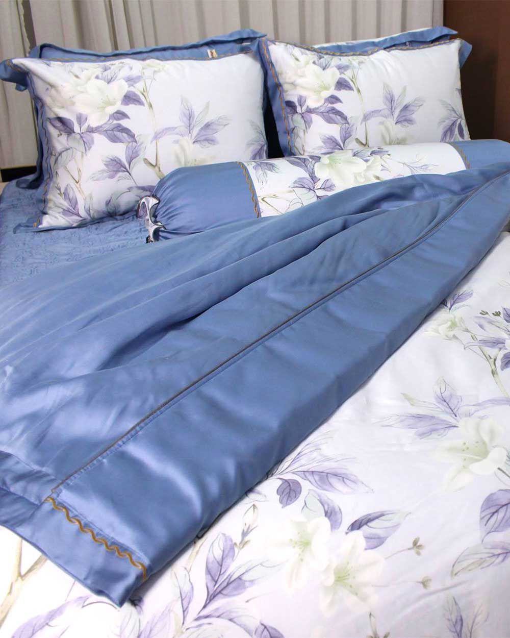 Bộ Chăn Ga Gối Chần Gòn Hoa Trắng Xanh