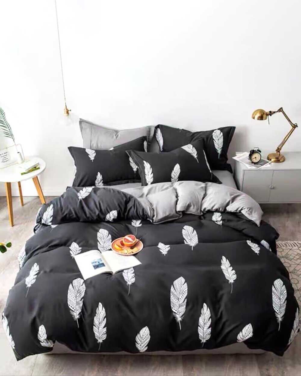 Bộ Chăn Ga 5 Món Layla Lông Vũ Nền Đen