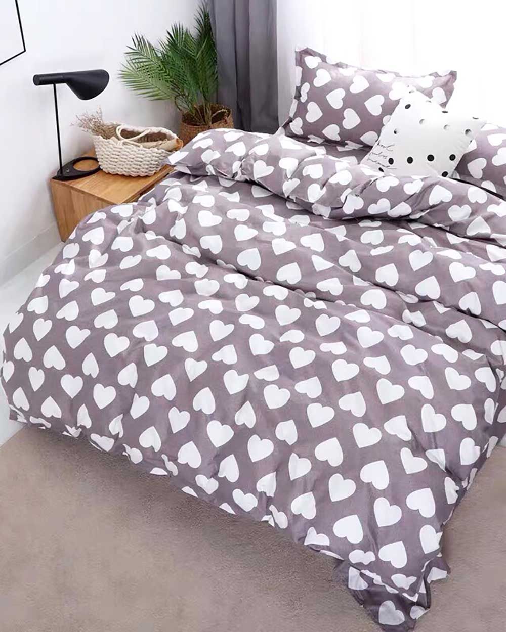 Bộ Chăn Ga 5 Món Layla Họa Tiết Tim Nền Xám