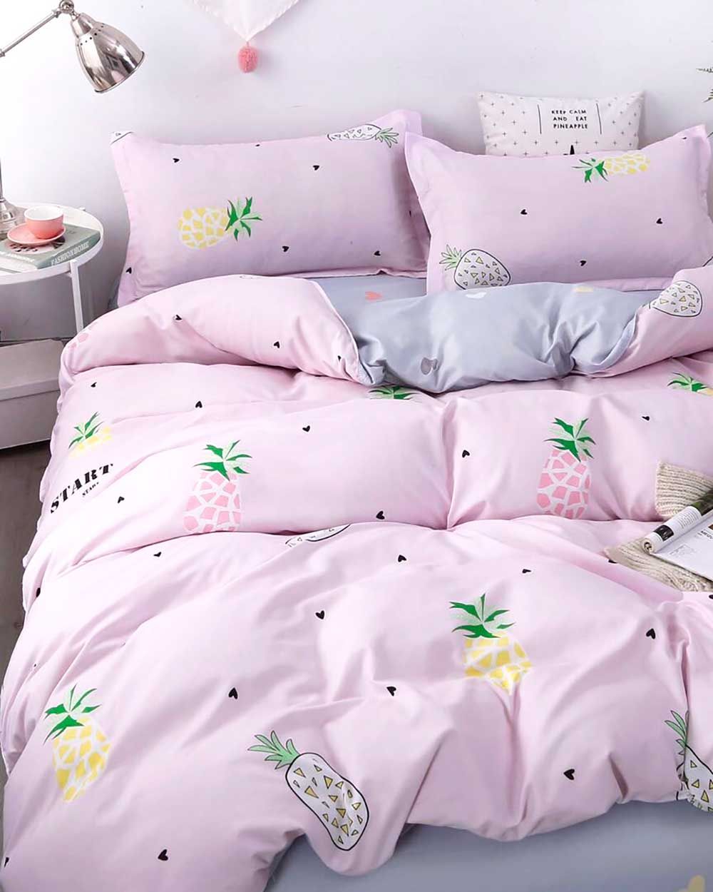 Bộ Chăn Ga 5 Món Layla Trái Dứa Nền Hồng