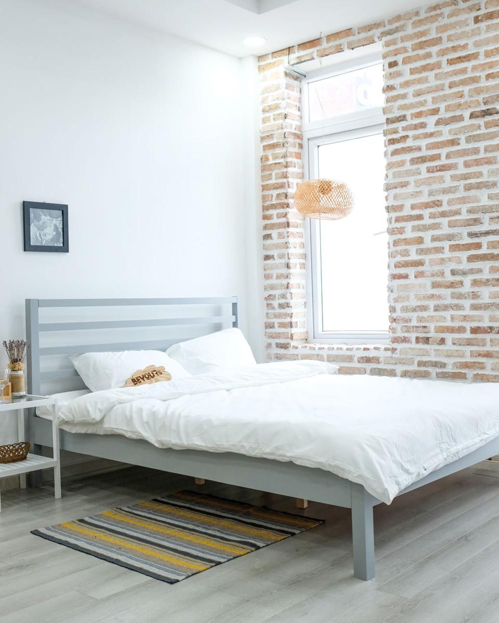 Giường Nan Simple Xám