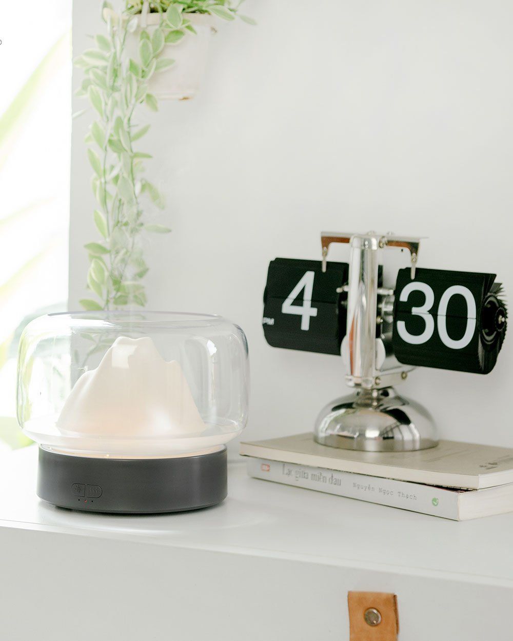 Máy Xông Tinh Dầu Có Đèn Hawe Xám